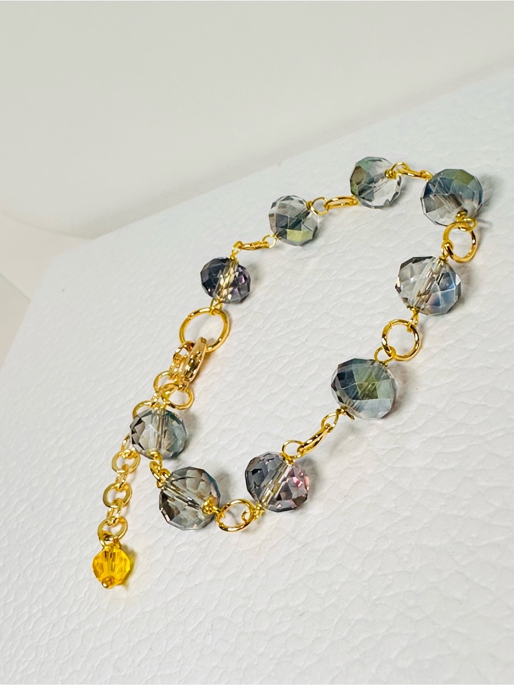 Faceted Gray Crystal Beads bracelet